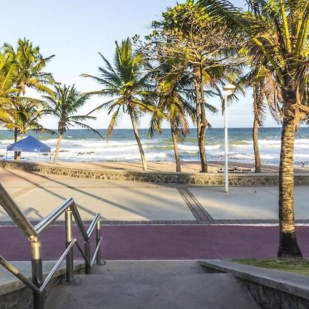 Kitnet Na Praia De Itapua Salvador Exteriör bild